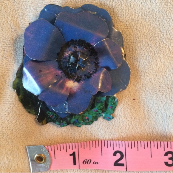 🌺VTG Bundle of 3 Handpainted Metal Brooches - Picture 7 of 8